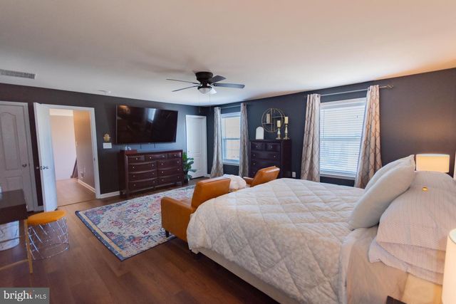 104 DAINTREE DR, Martinsburg, WV 25403