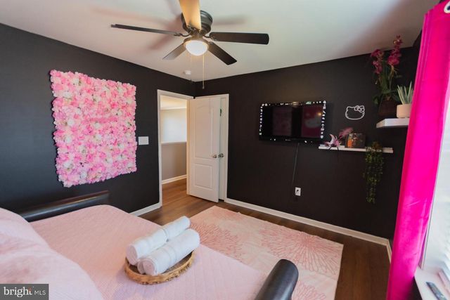 104 DAINTREE DR, Martinsburg, WV 25403