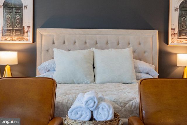 104 DAINTREE DR, Martinsburg, WV 25403