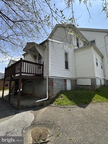 4606 RIDGE AVE, Halethorpe, MD 21227