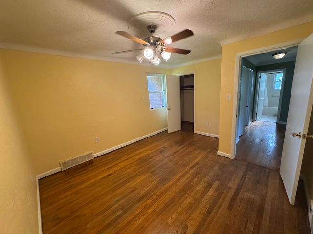2455 Hampton Ave, Hampton, PA 15101