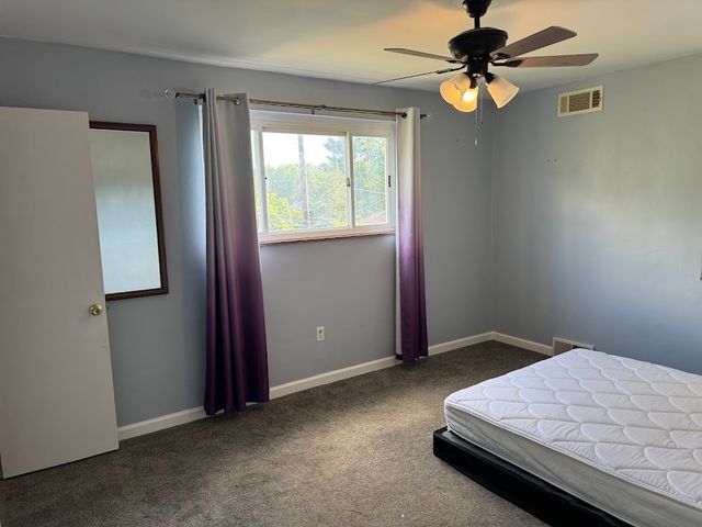 2455 Hampton Ave, Hampton, PA 15101