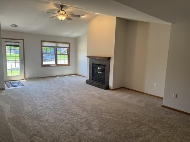 1802 Fjord Pass, Mount Horeb, WI 53572