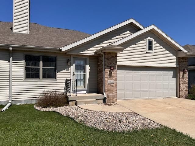 1802 Fjord Pass, Mount Horeb, WI 53572