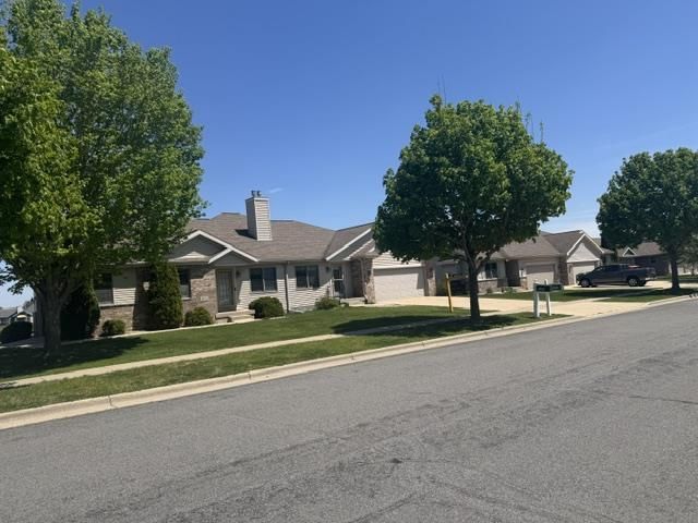 1802 Fjord Pass, Mount Horeb, WI 53572