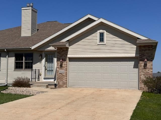1802 Fjord Pass, Mount Horeb, WI 53572