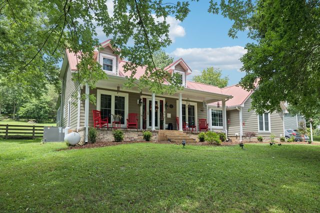 3692 Neeley Hollow Rd, Columbia, TN 38401