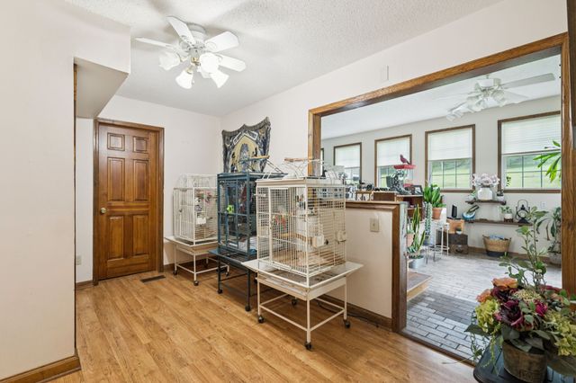 3692 Neeley Hollow Rd, Columbia, TN 38401