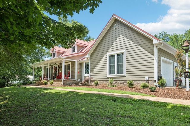 3692 Neeley Hollow Rd, Columbia, TN 38401