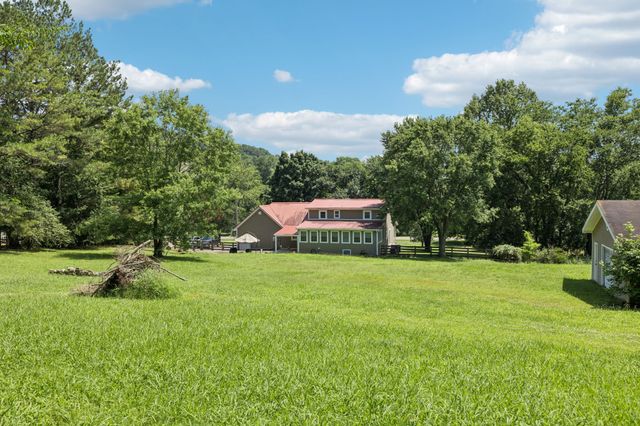 3692 Neeley Hollow Rd, Columbia, TN 38401