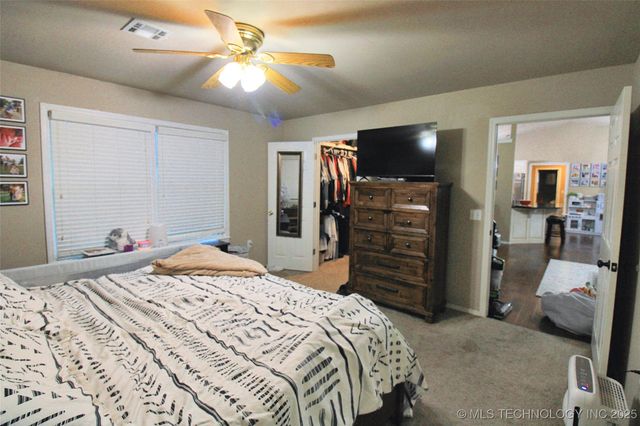 1104 Chase Avenue, Tahlequah, OK 74464