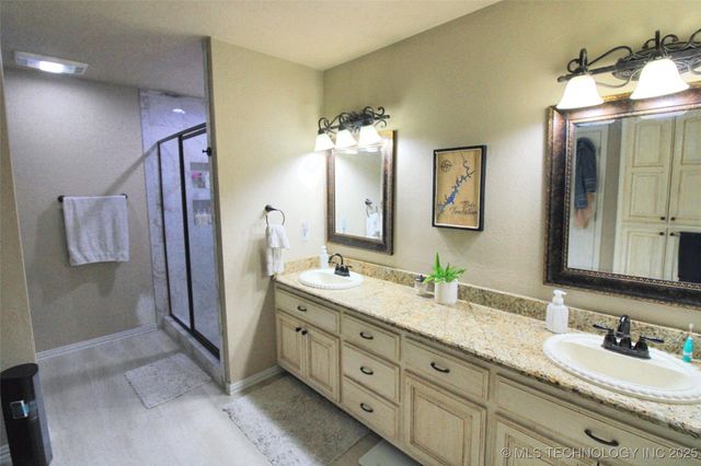 1104 Chase Avenue, Tahlequah, OK 74464