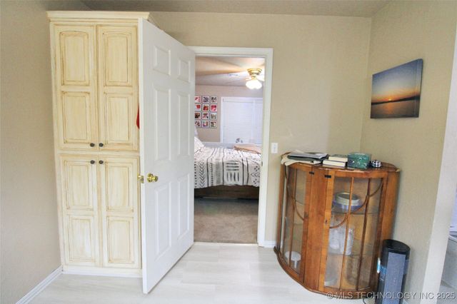 1104 Chase Avenue, Tahlequah, OK 74464