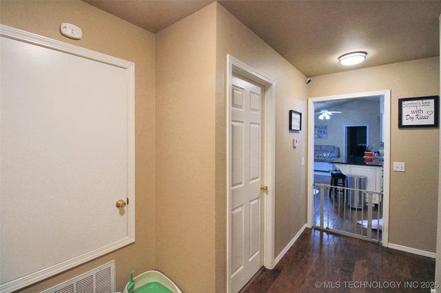 1104 Chase Avenue, Tahlequah, OK 74464