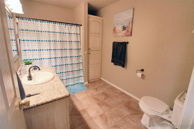 1104 Chase Avenue, Tahlequah, OK 74464