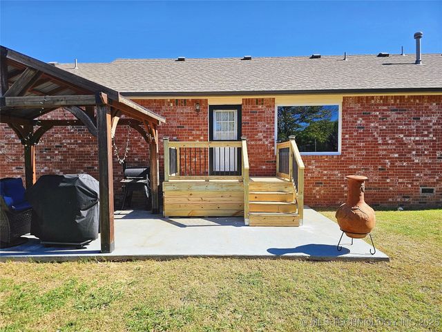 1104 Chase Avenue, Tahlequah, OK 74464