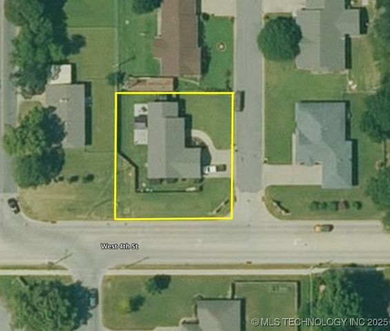 1104 Chase Avenue, Tahlequah, OK 74464