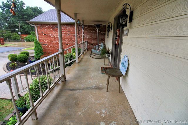 1104 Chase Avenue, Tahlequah, OK 74464