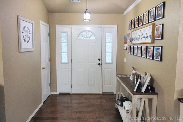 1104 Chase Avenue, Tahlequah, OK 74464