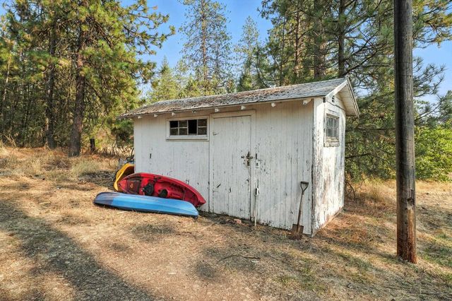 12511 S State Route 904 Hwy, Cheney, WA 99004