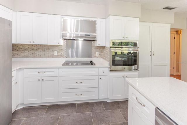 24063 HAYMAN ROAD, Brooksville, FL 34602
