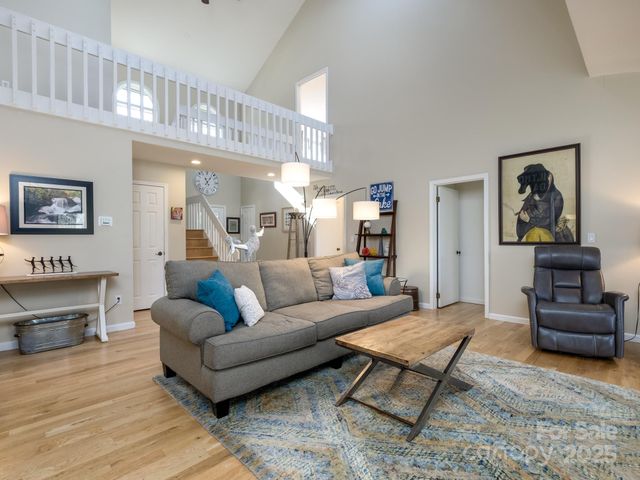 42 Gvli Drive, Brevard, NC 28712