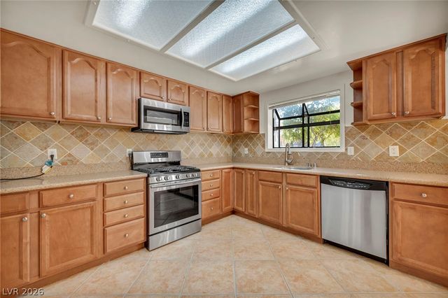3923 Landsdown Place, Las Vegas, NV 89121
