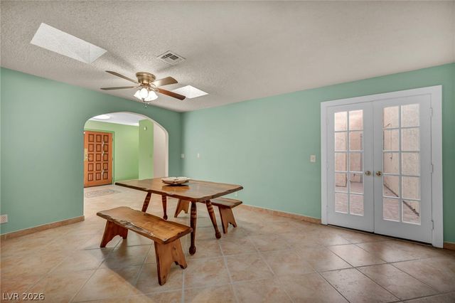 3923 Landsdown Place, Las Vegas, NV 89121