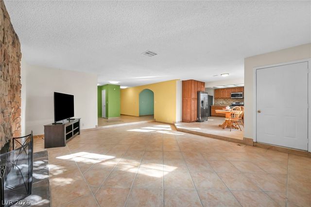 3923 Landsdown Place, Las Vegas, NV 89121