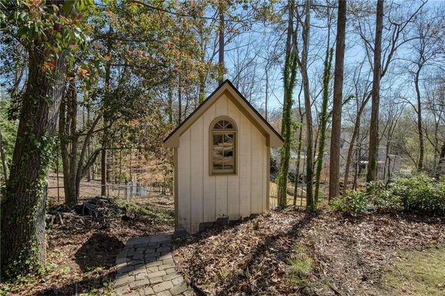 5259 Vernon Springs Trail, Sandy Springs, GA 30327