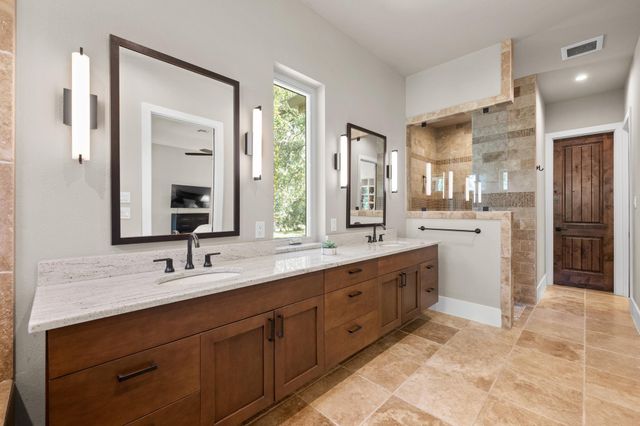 1273 Ranchers Club LN, Driftwood, TX 78619