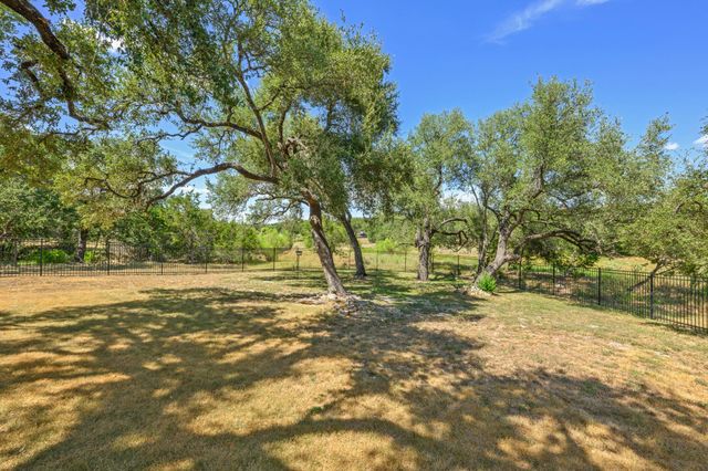 1273 Ranchers Club LN, Driftwood, TX 78619