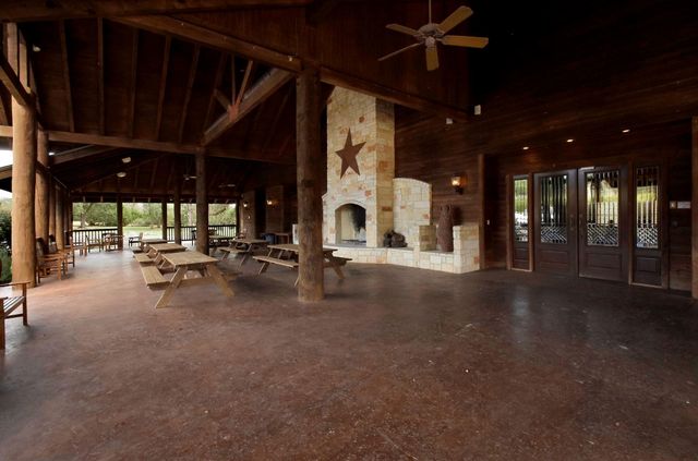 1273 Ranchers Club LN, Driftwood, TX 78619