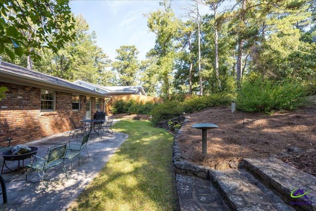 1227 Newport Place, Macon, GA 31210
