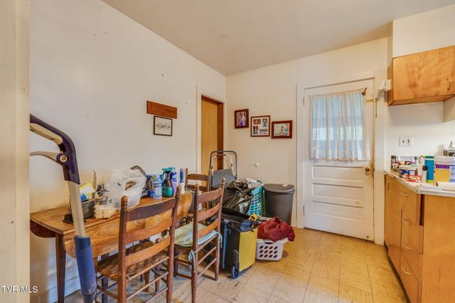 4136 Ridge Road, Kingsport, TN 37660