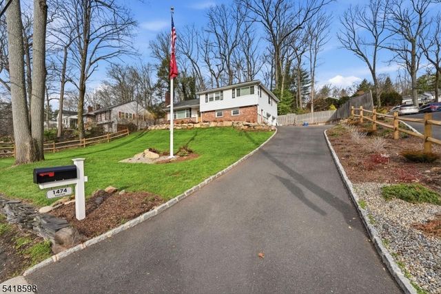 1474 Deer Path, Mountainside Boro, NJ 07092