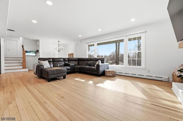 1474 Deer Path, Mountainside Boro, NJ 07092