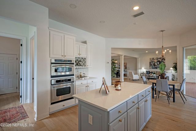 9937 WATERMARK Lane W, Jacksonville, FL 32256
