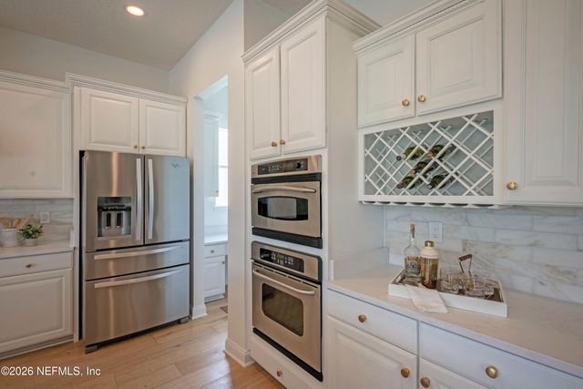 9937 WATERMARK Lane W, Jacksonville, FL 32256