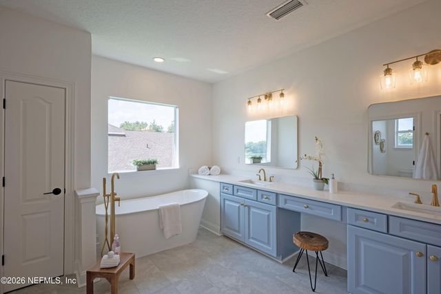 9937 WATERMARK Lane W, Jacksonville, FL 32256