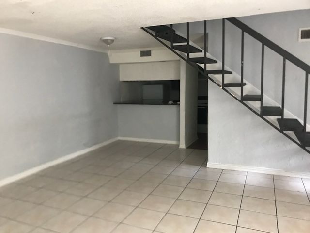 3045 Park Lane 1014, Dallas, TX 75220