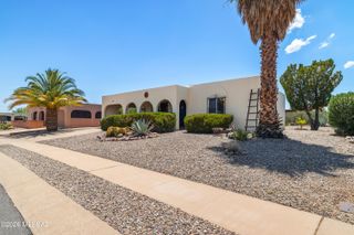 2088 S San Ray Drive, Green Valley, AZ 85614