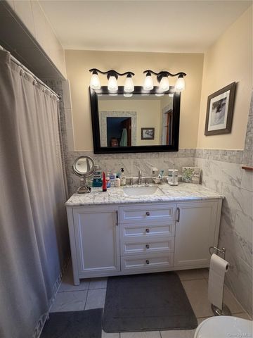 0 Van Houten Fields, West Nyack, NY 10994