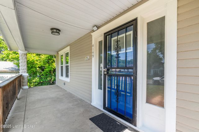 4149 Greenwood Ave, Louisville, KY 40211
