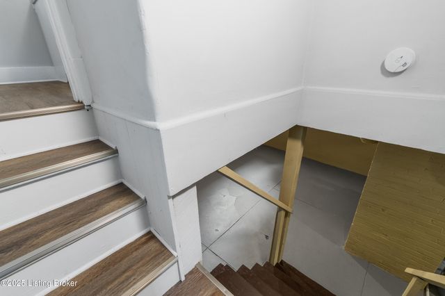 4149 Greenwood Ave, Louisville, KY 40211