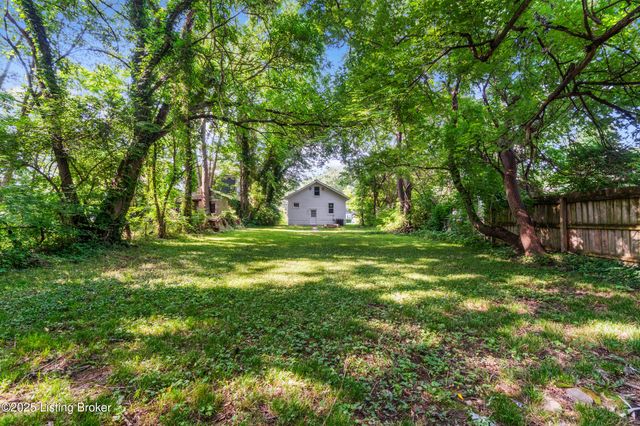 4149 Greenwood Ave, Louisville, KY 40211