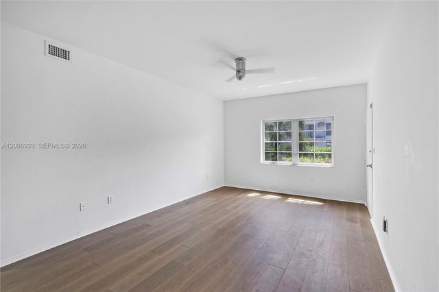 1600 Michigan Ave 2, Miami Beach, FL 33139