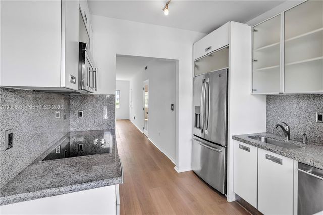 1600 Michigan Ave 2, Miami Beach, FL 33139