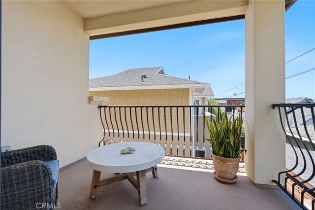 244 Boeker Ave, Pismo Beach, CA 93449
