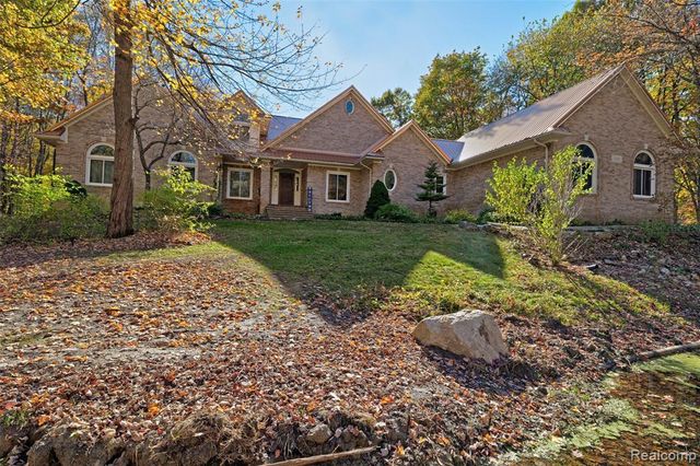 1320 Hosner Road, Oxford, MI 48370